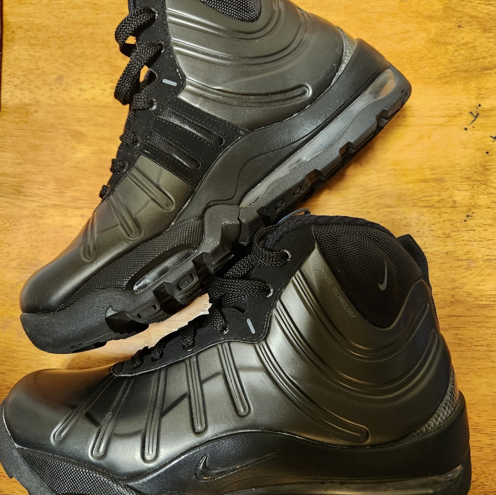 Nike Air Bakin Posite Triple Black Men's 8.5